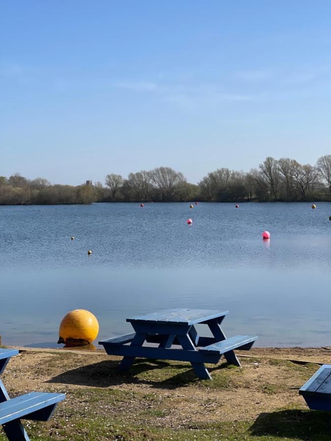 Holiday Home Breaks At Tattershall Lakes Конингсби Экстерьер фото
